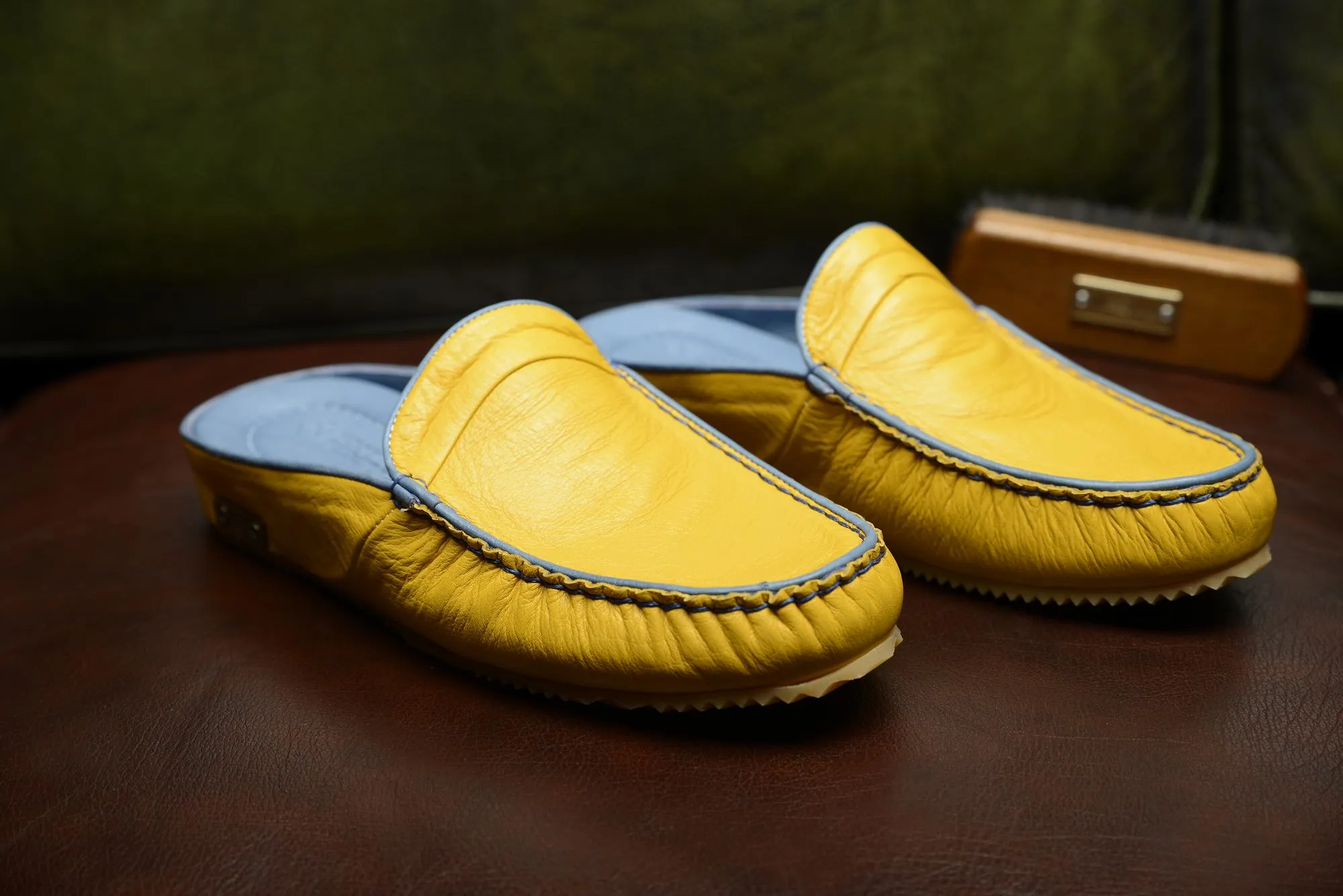 FOOT FEDERATION MOC-TOE WOMEN'S LEATHER SLIPPER YELLOW
