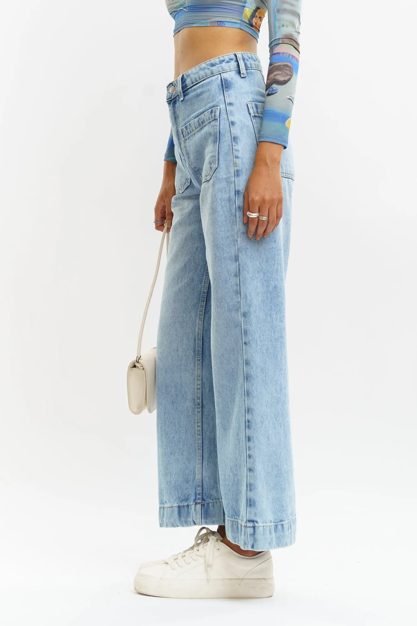 Front Pocket Fresh Indigo Wide Jeans