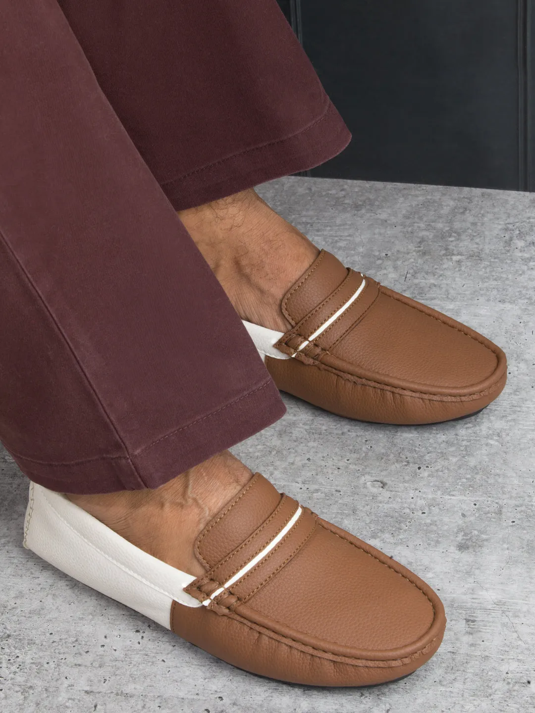 Men's Tan White Multi Color Loafer (IX4106)