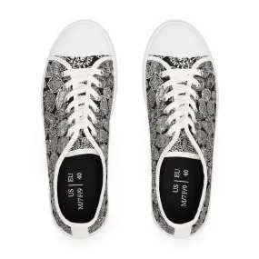 OM Low Top Sneakers