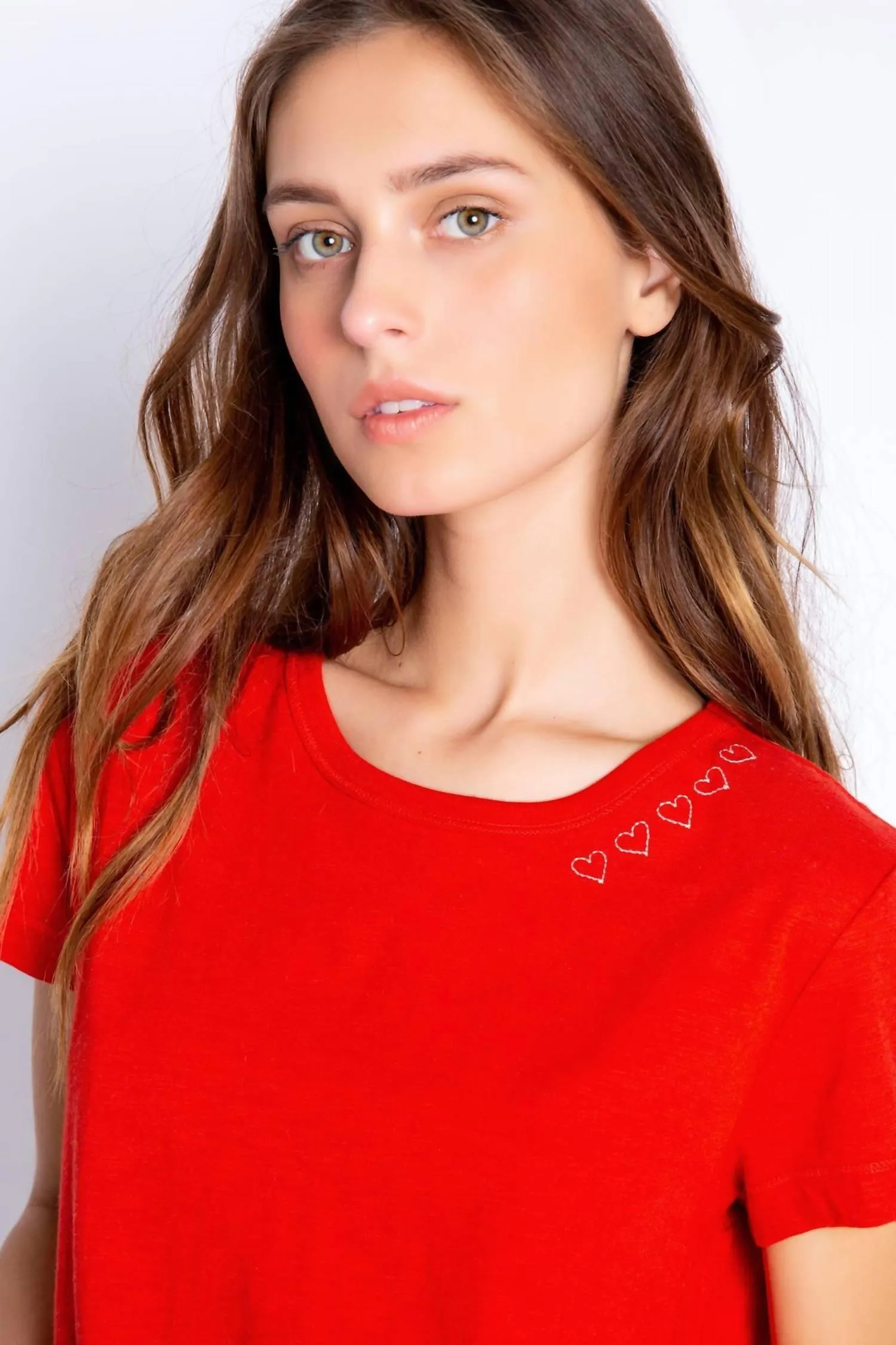 Sealed With a Kiss Short Sleeve Tee in Red Hot
