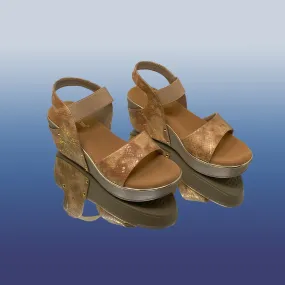 Shimmer Finish Platform Sandals