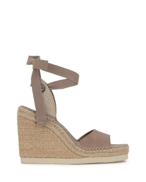Vince Camuto Women's Bendsen Brown M