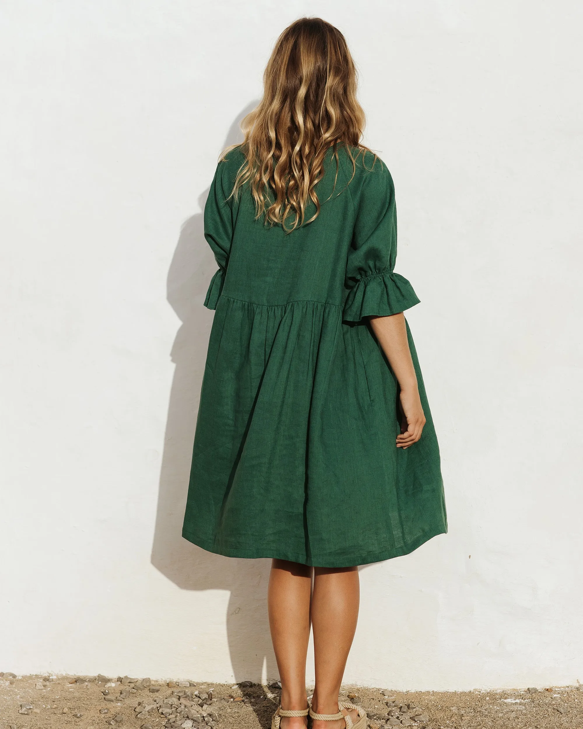 Voluminous linen dress NERJA in Green